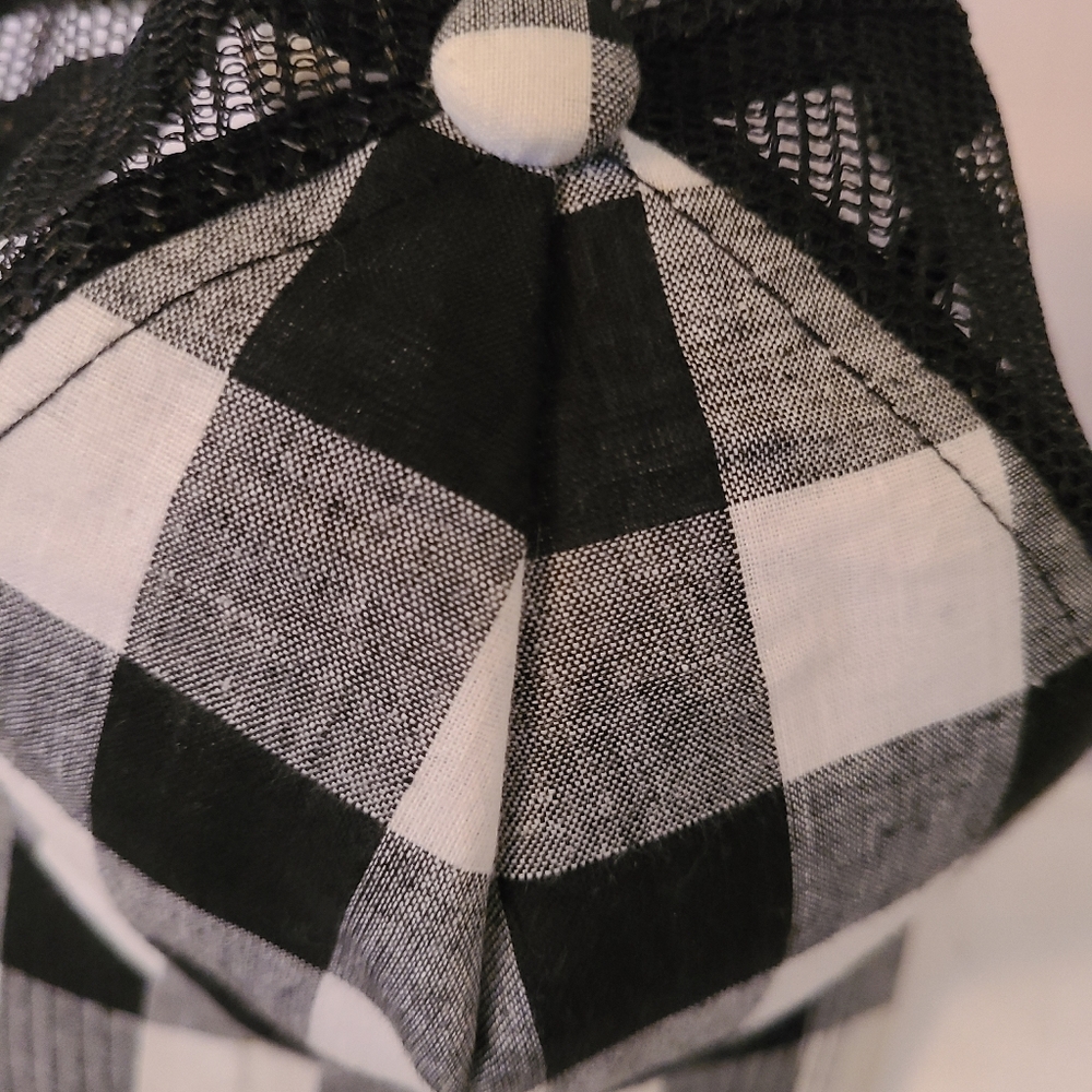 Checkerboard Design Hat - Picture 7 of 12